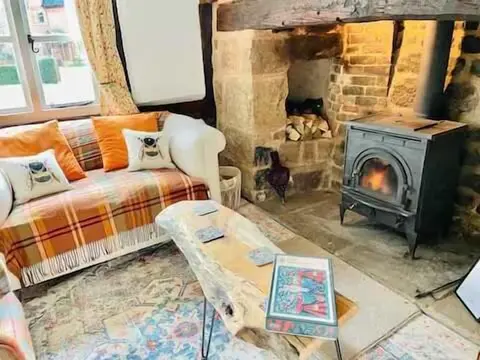 Host Stay Pool Cottage