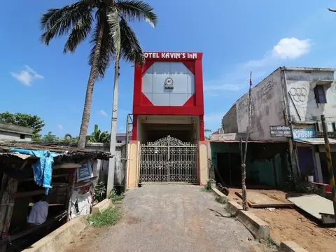 OYO 42729 Hotel Kavin's Inn