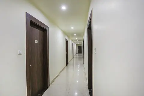 Fabhotel Naman