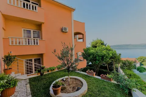Tonina Apartments