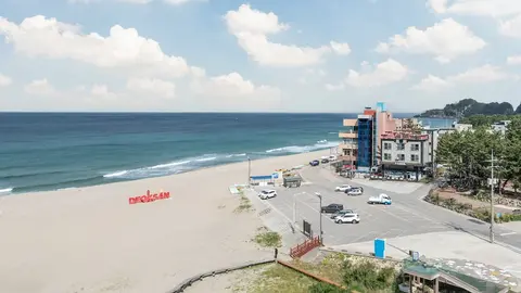 Samcheok Kong & Bee Ocean View Spa Pensi