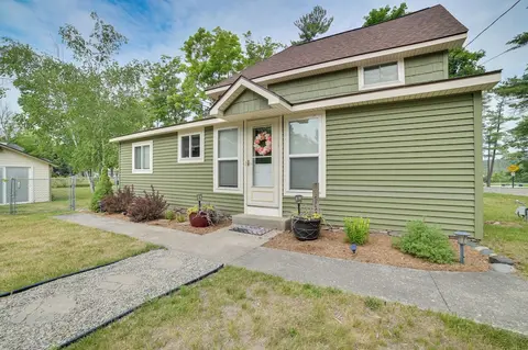 Indian River Home: Outdoor Space & Steps to River!