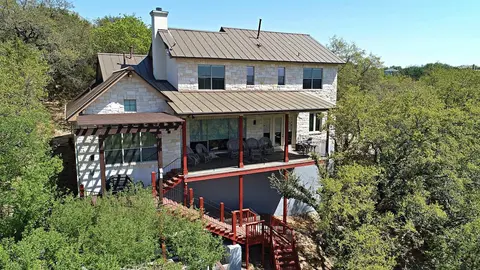 Pet-friendly Oasis in Gated Community!