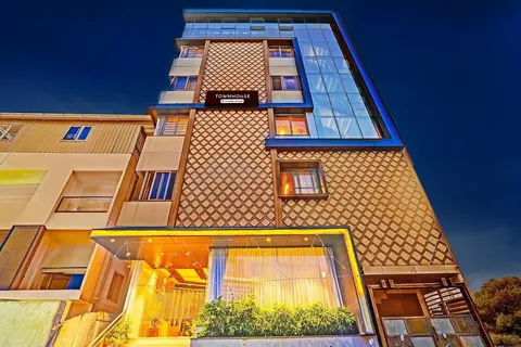 Super Townhouse Indiranagar