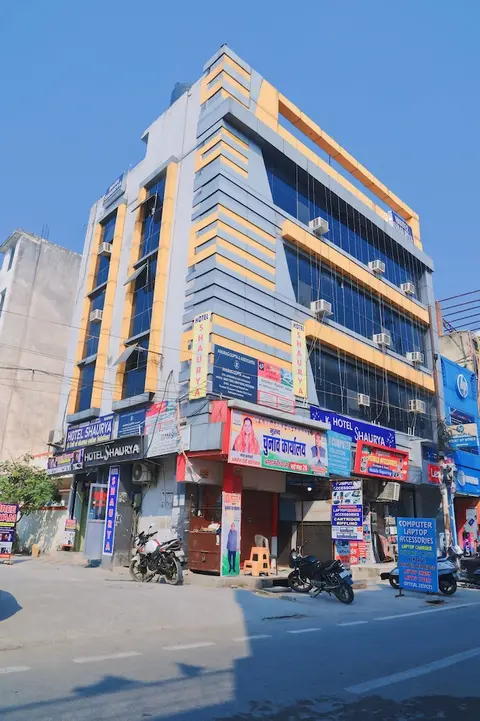 Hotel Shaurya
