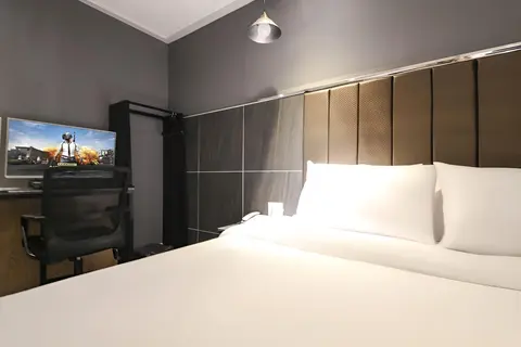Cheongju Hotel ROA