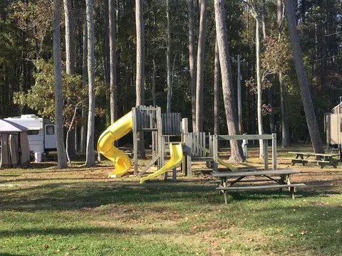 Camp Merryelande