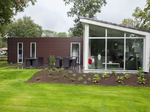 Modern Chalet Near Brunssummerheide