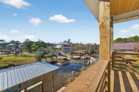 Bayou Bay Breeze 4 Bedroom Home