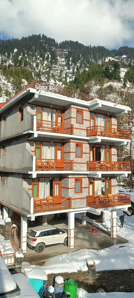Hotel Nayra Manali