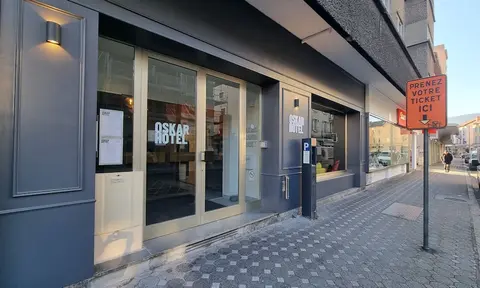 Oskar Hotel