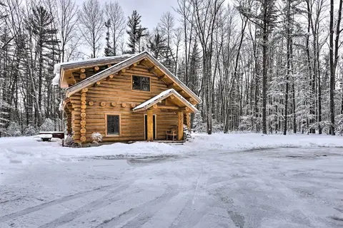 Secluded Traverse City Retreat: 11 Mi to Downtown!