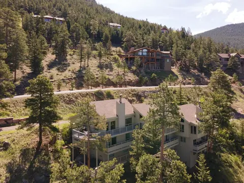 Cliffview Luxury Vacation Rental At Windcliff 3 Bedroom Home by RedAwning