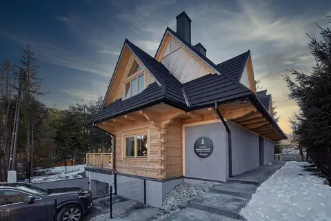 Tatra Wood House Boutique
