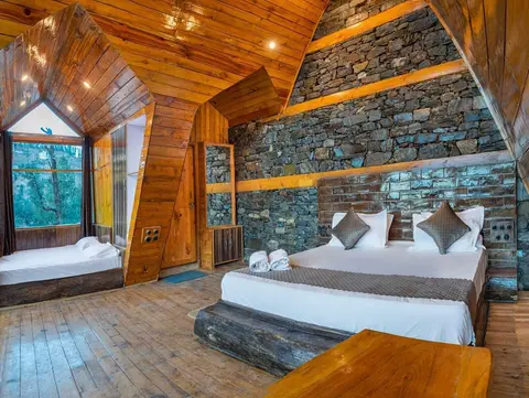 Nesta Narkanda Cottage