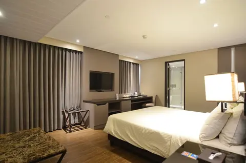 Pearl Garden Hotel