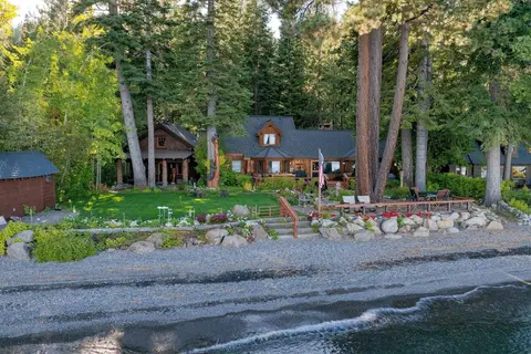 Homewood Lakefront by Avantstay Private Beach & Lake Access + Views!