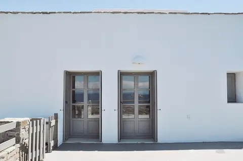 Cliff Villa