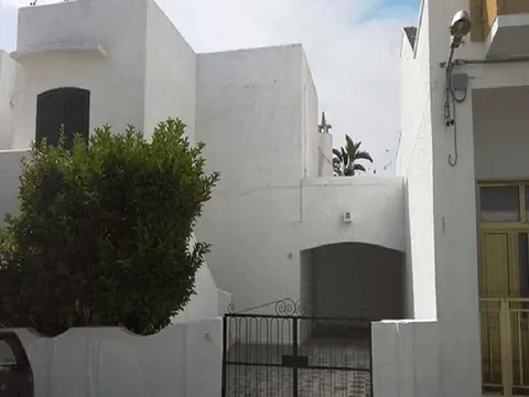 Beautiful Apartment On The Beach In Central Location With Spacious Balcony Pets