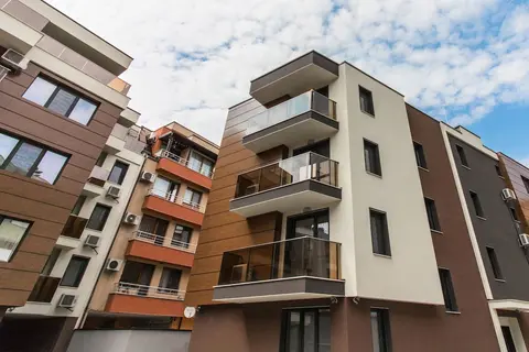 Domus Apartments
