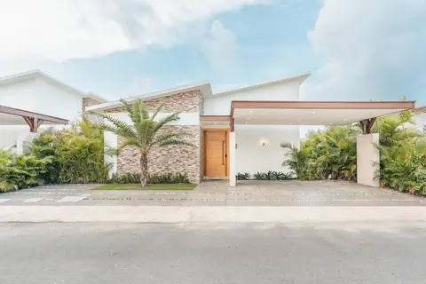 Charming Villa With Private Pool in Juan Dolio