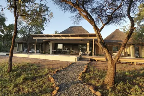 Discover the Attraction of Villa Umoja