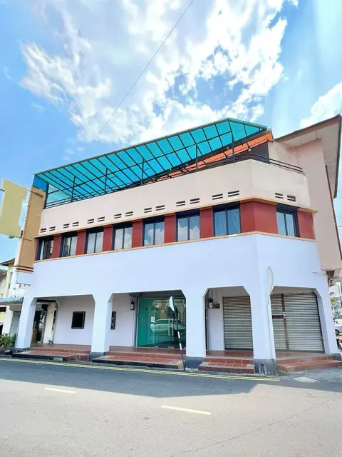 Quee Hotel