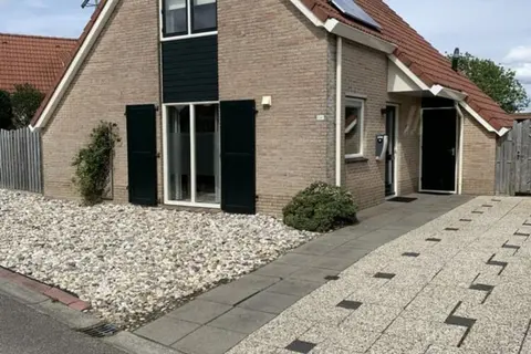 Peaceful Coastal Bungalow