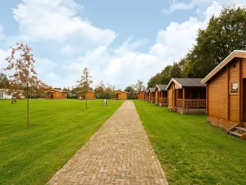 Chalet in Brabant Near Nature Reserves
