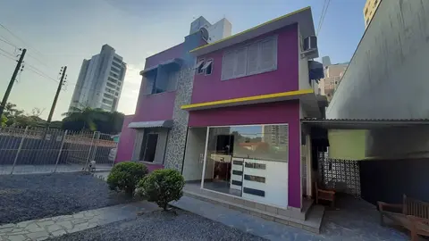 Maga Inn House - Vila Germânica