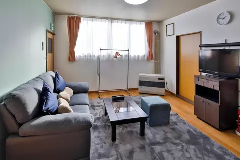 MOVE 8