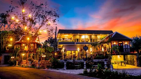 Jungle Moon Boutique Homestay