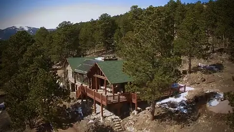 Broadmeadow Cabin - Pet Friendly - Hiking Snowshoeing Ski - Near Allenspark - Estes Park 3 Bedroom Cabin by RedAwning