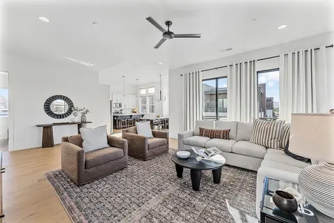 Villa #46 At Bloomington Country Club 3 Bedroom Condo