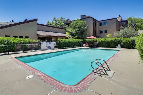 Walk to Virginia Lake: Reno Condo w/ Balcony!