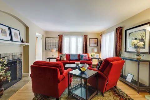 Yard & Grill: Centrally Located Denver Retreat!