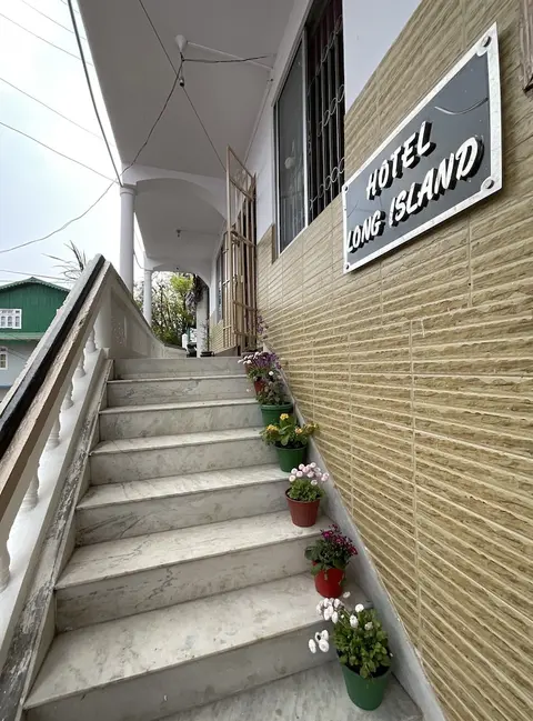 HOTEL LONG ISLAND