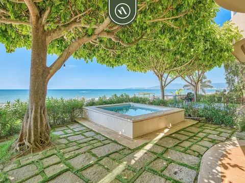 Luxury 4 BR Condo - Private Beachfront Deck With Pool