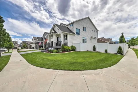 Short Drive to State Parks: Herber City Apt