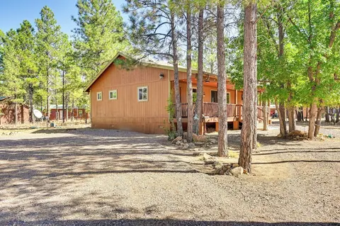 Hike, Boat & Fish: Serene Cabin in Happy Jack