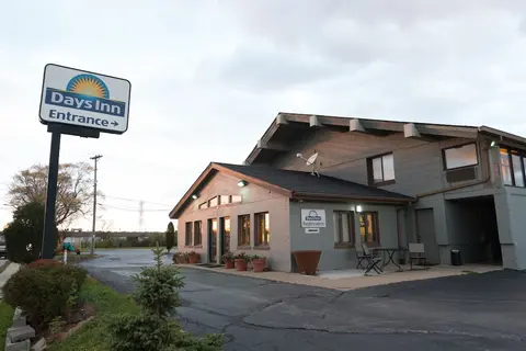 Days Inn by Wyndham West Allis/Milwaukee