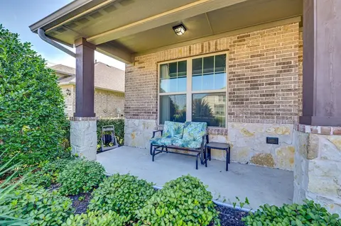 Stylish Prosper Retreat - 9 Mi to Frisco Square!