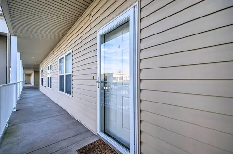 Waterfront Osage Beach Condo w/ Patio & Grill