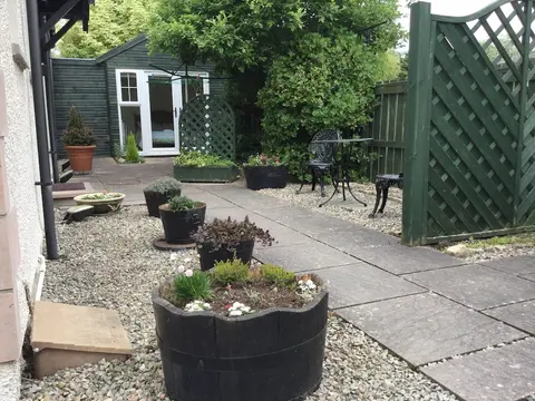 Inverness Apartments - New Cottage