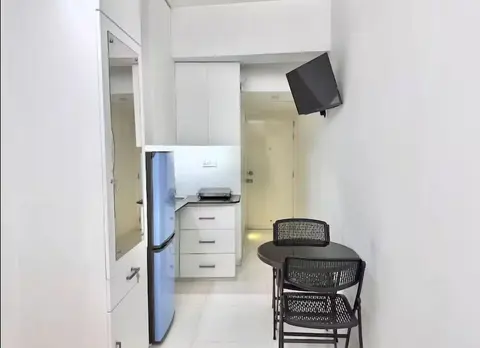250sqft 4 Economy Stay Pool & Gym