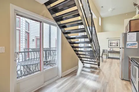 'phoenix Nest' South Haven Condo: River View!