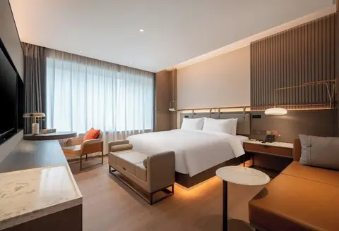 World Hotel (Jinan CBD Dingjiazhuang Subway Station)