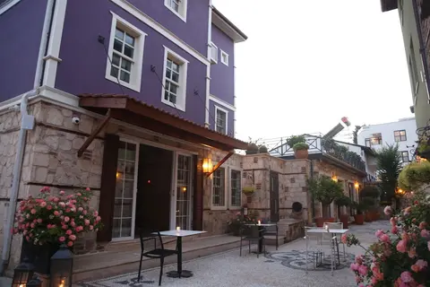 Studio Flat in Old Town Emp 106