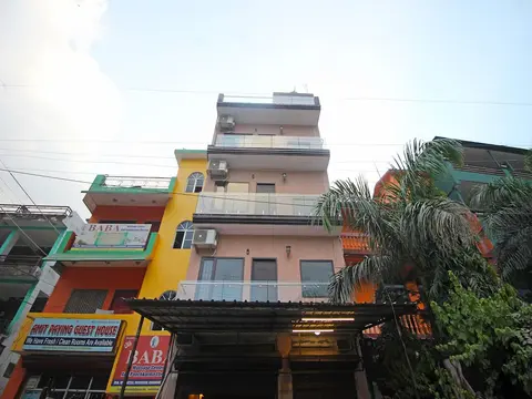 OYO 9711 Hotel Marc Blu