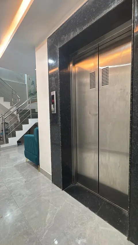 Hotel Serai